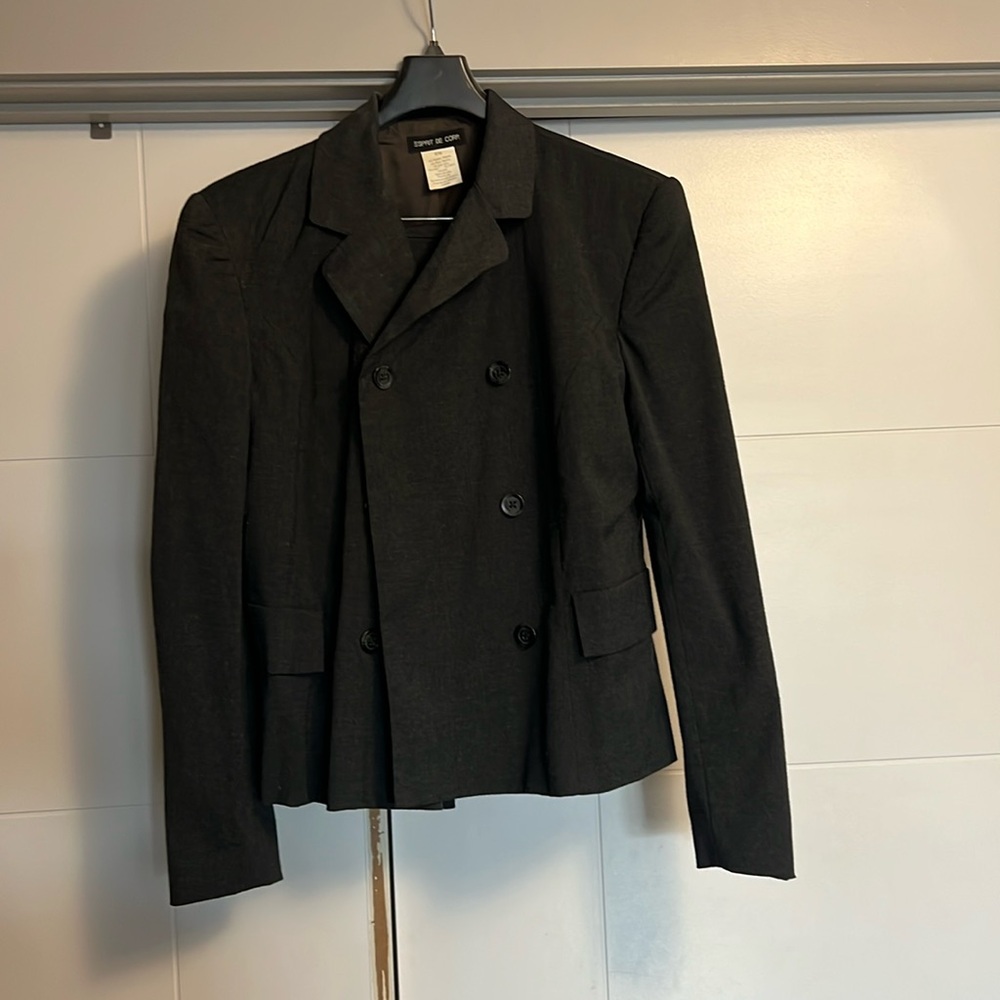 Espirit charcoal skirt suit I got blazer 9/10 but skirt is 13/14